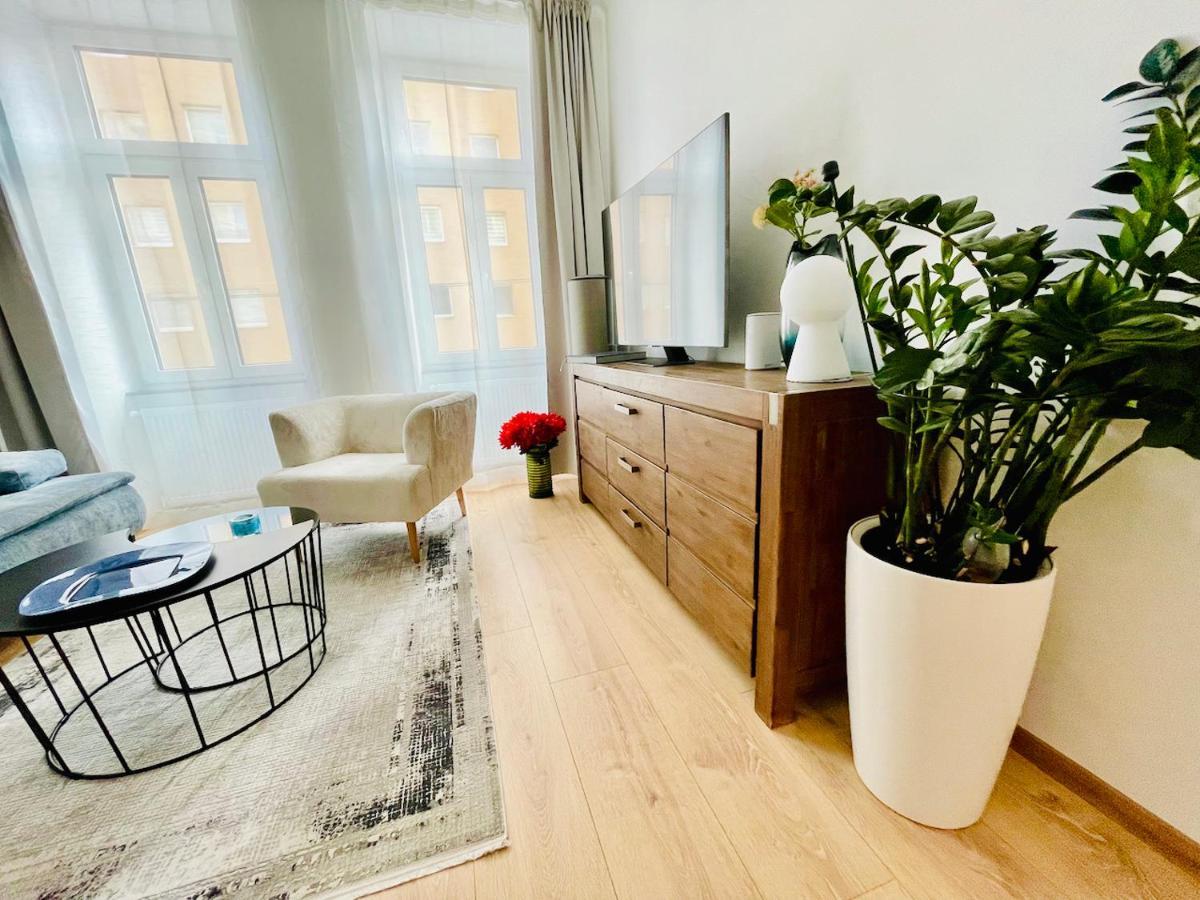 Colorful & Quiet Apartment In Beautiful Viennese Building Dış mekan fotoğraf
