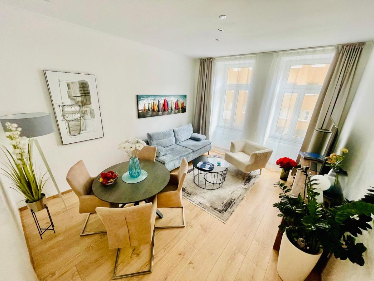 Colorful & Quiet Apartment In Beautiful Viennese Building Dış mekan fotoğraf